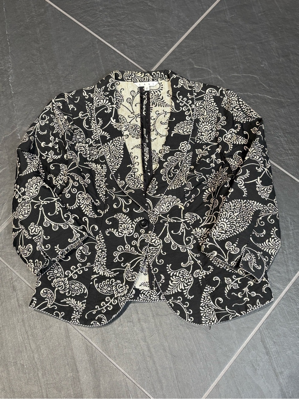 Floral Cabi Blazer In Black/Cream Size 12